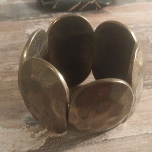 Elegant Gold-Toned Bracelet